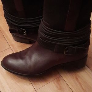 Brown leather short boots